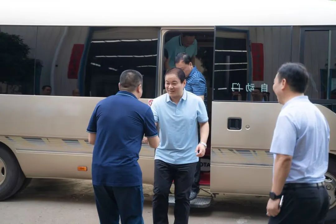 衡陽市委副書記、市長朱健一行赴朝陽集團進行考察